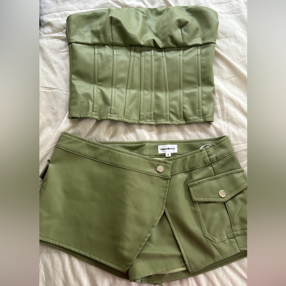 SIZE SMALL. Worn twice
